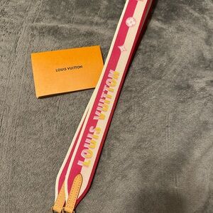 Louis Vuitton Pink and Cream Bag strap